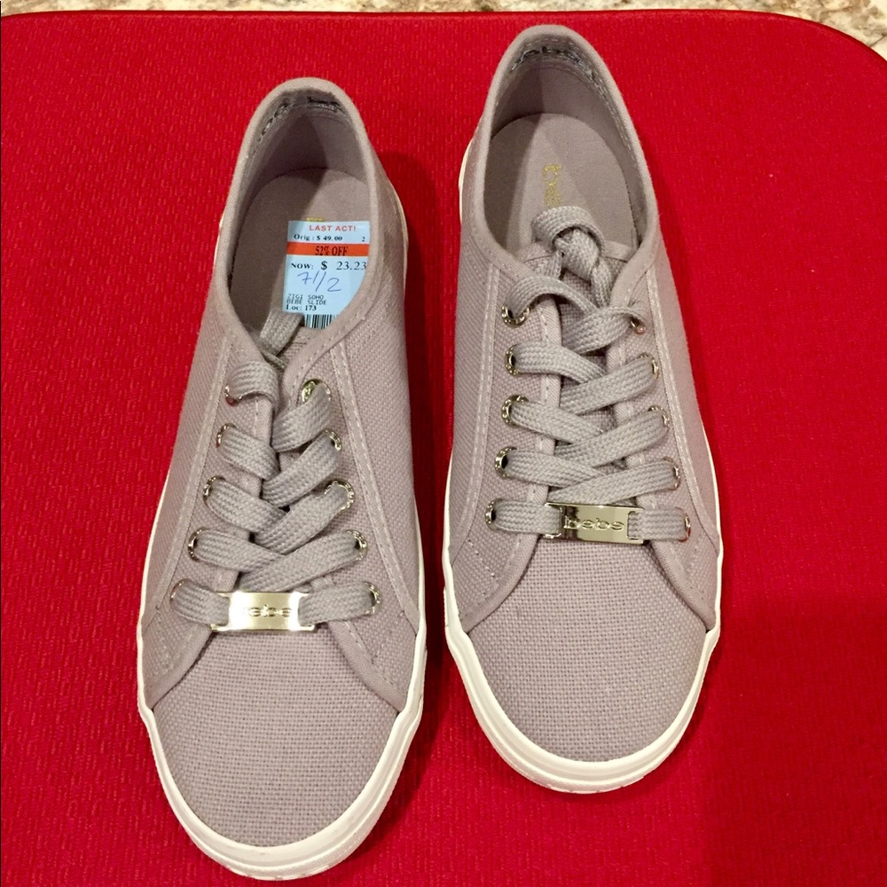 Bebe Grey Womens size 7.5 med tennis shoes.